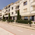Apartman Caricia Complex Carpe Diem - Sea View , Free Parking & Swimming Pool Balcsik