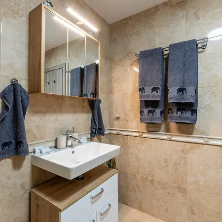 Caricia Complex Carpe Diem - Sea View & Free Parking *