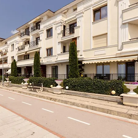 アパート Caricia Complex Carpe Diem バルチク